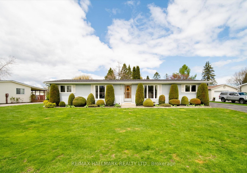 59-damsel-circle-georgina-ontario-n13126642