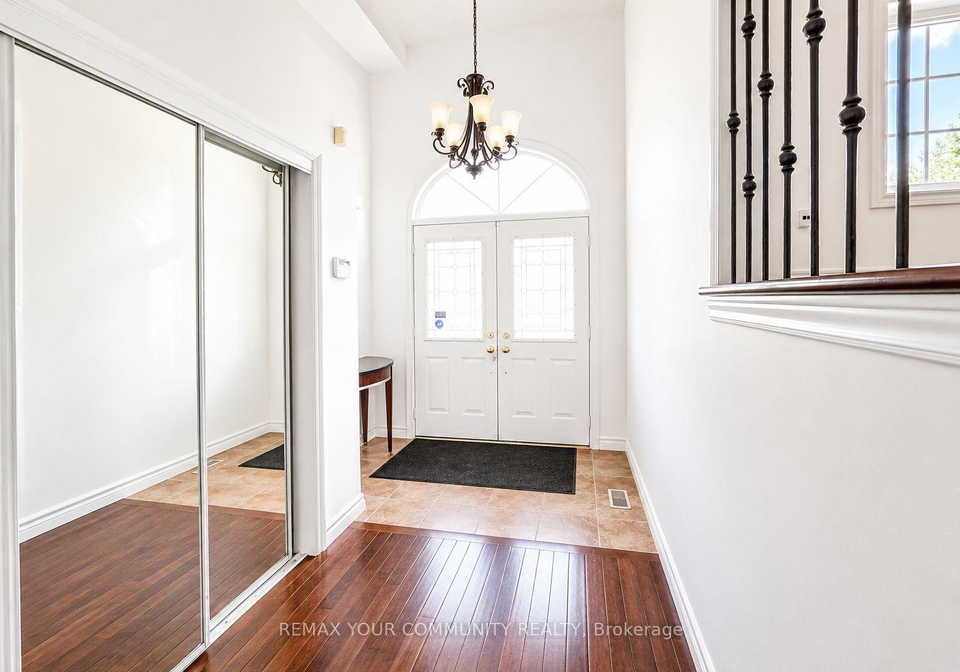 69-gail-parks-crescent-newmarket-ontario-n13126708