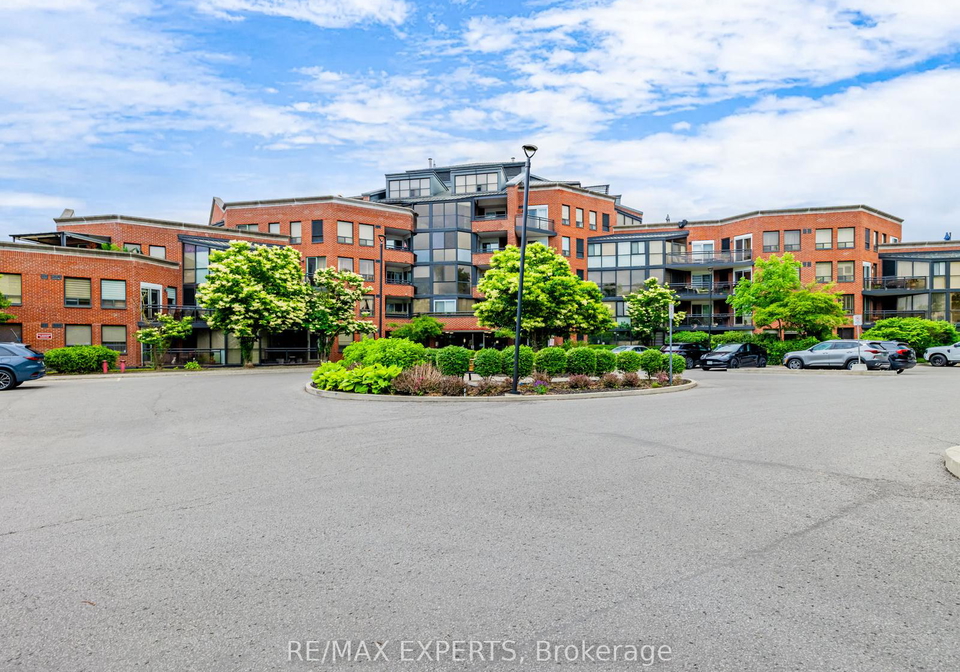 100-arbors-lane-vaughan-ontario-n13127684