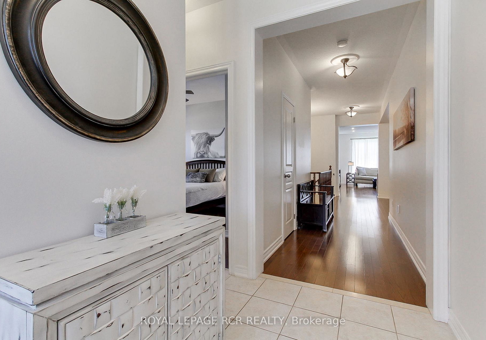 19-wyndham-circle-georgina-ontario-n13127702