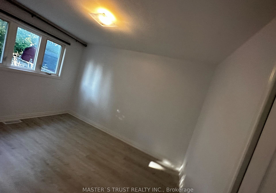 195-penn-avenue-newmarket-ontario-n13127910