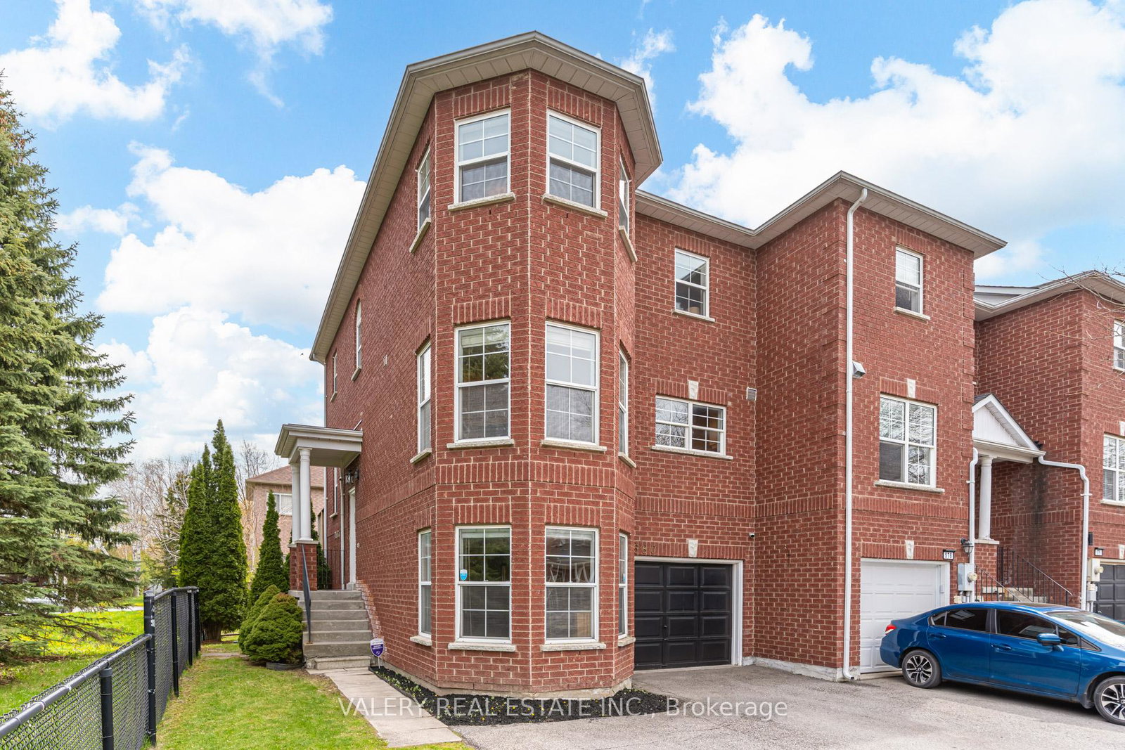 580-legresley-lane-newmarket-ontario-n13128102
