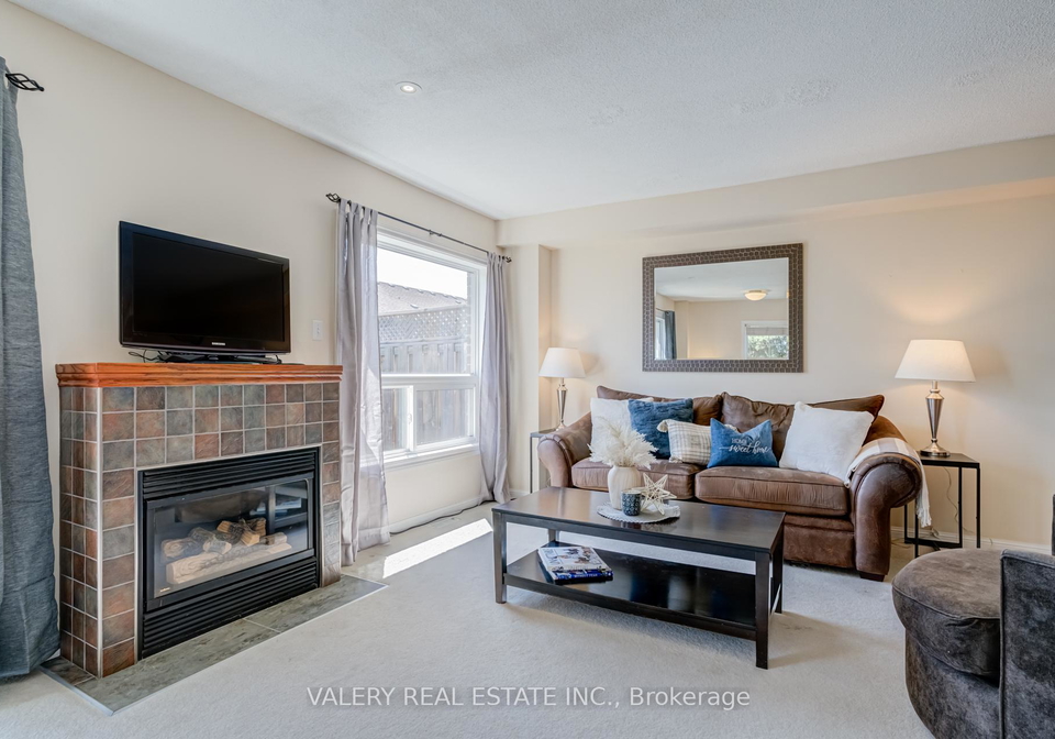 580-legresley-lane-newmarket-ontario-n13128102