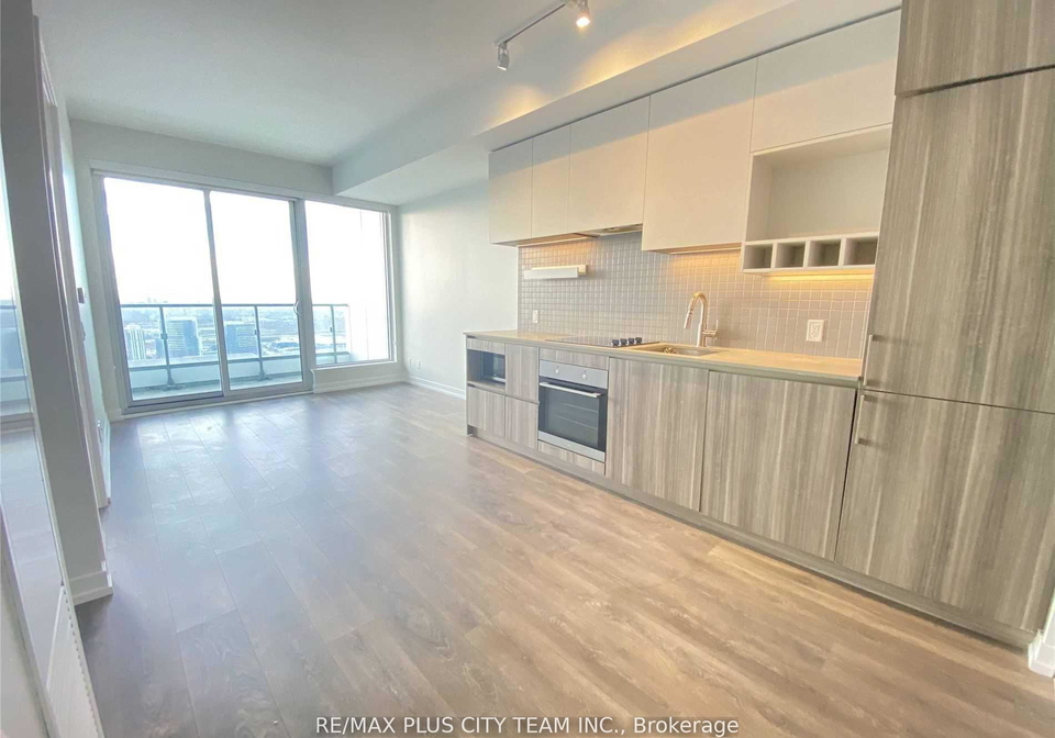 5-buttermill-avenue-vaughan-ontario-n13128178