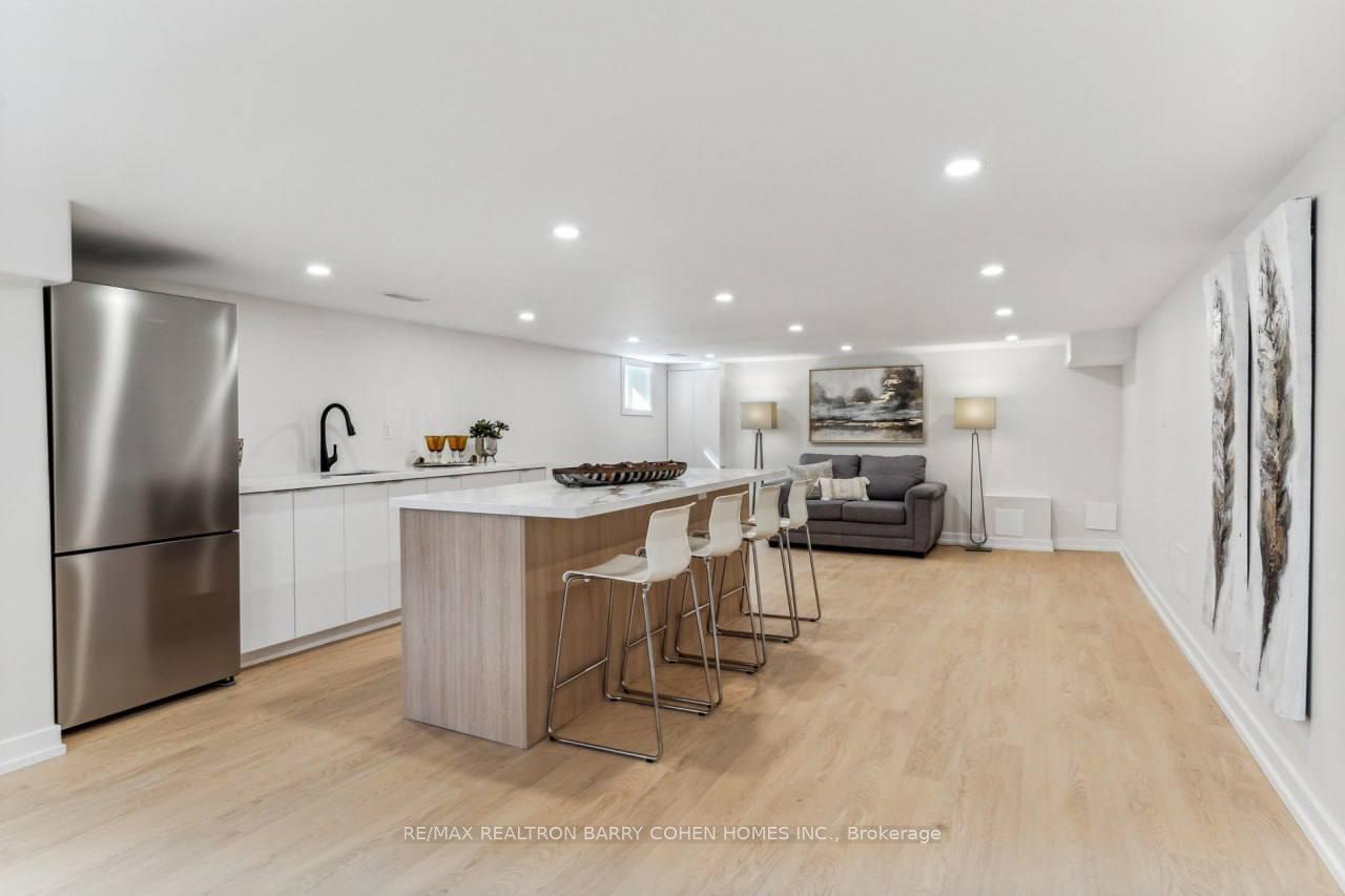 31-kennedy-street-w-aurora-ontario-n13128698