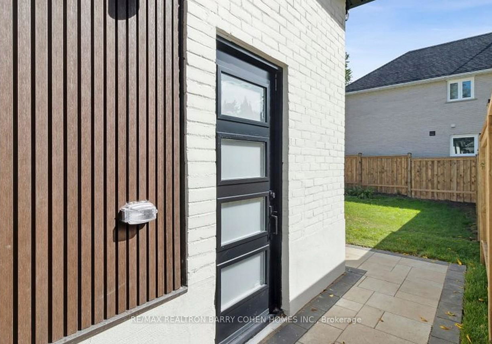 31-kennedy-street-w-aurora-ontario-n13128698