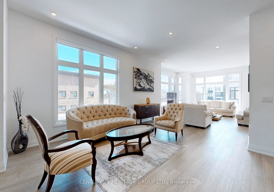 251-oxford-street-richmond-hill-ontario-n13128746