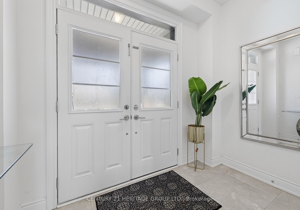 77-montrose-boulevard-bradford-west-gwillimbury-ontario-n13128956