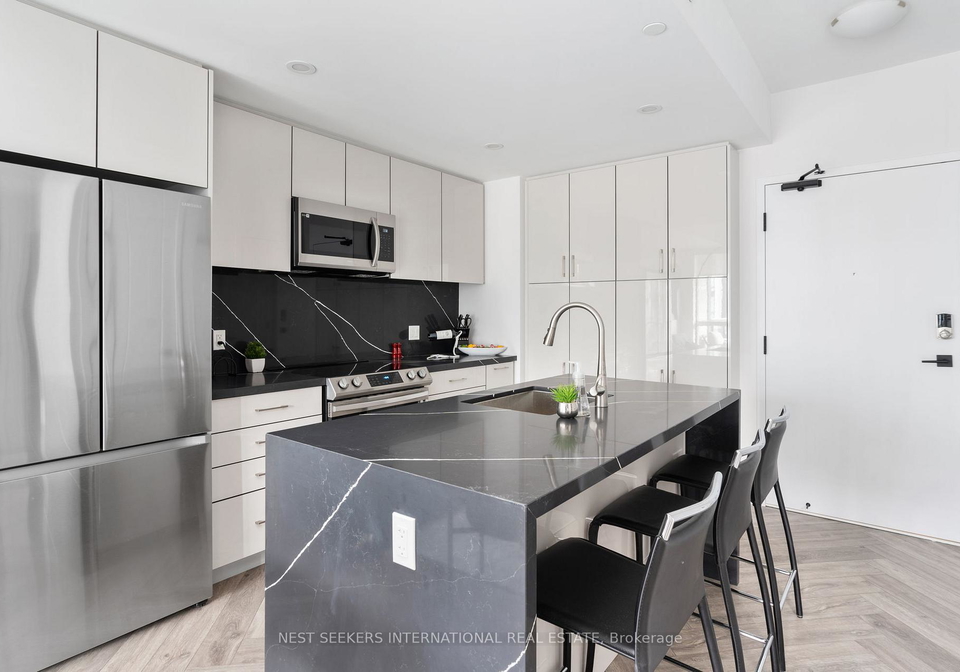 415-sea-ray-avenue-innisfil-ontario-n13129032