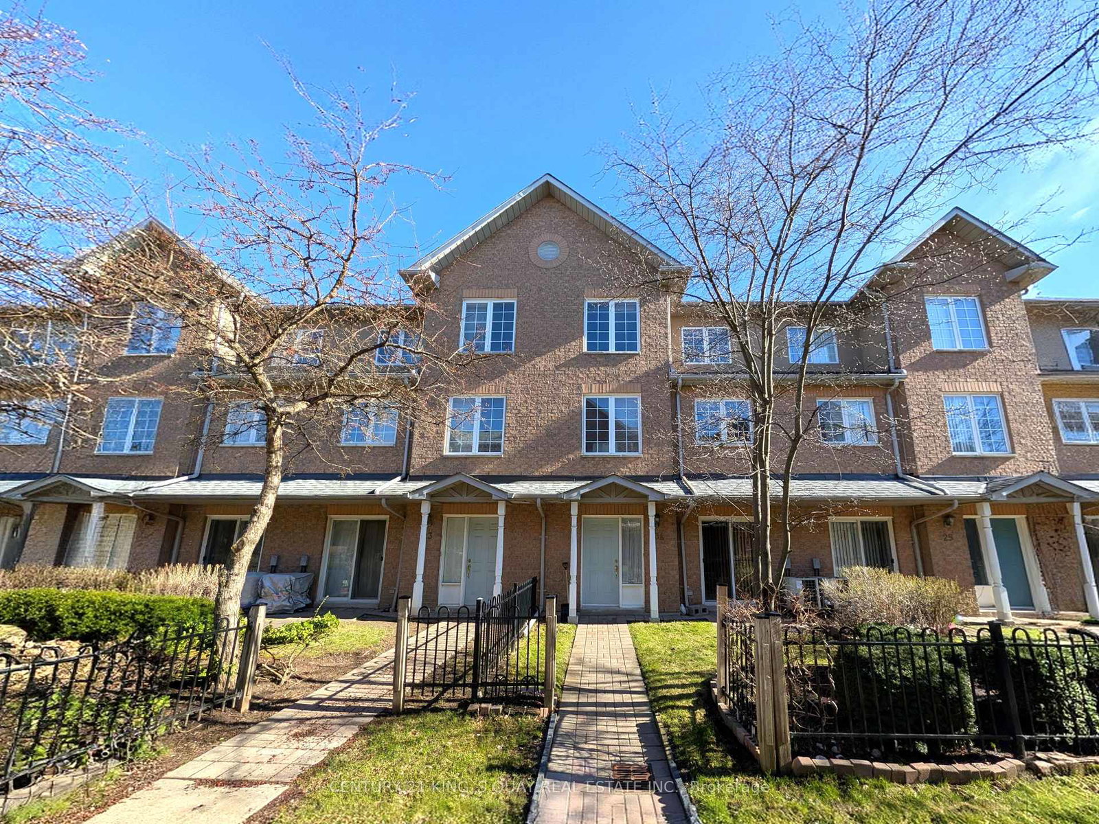 2-alpen-way-markham-ontario-n13129464