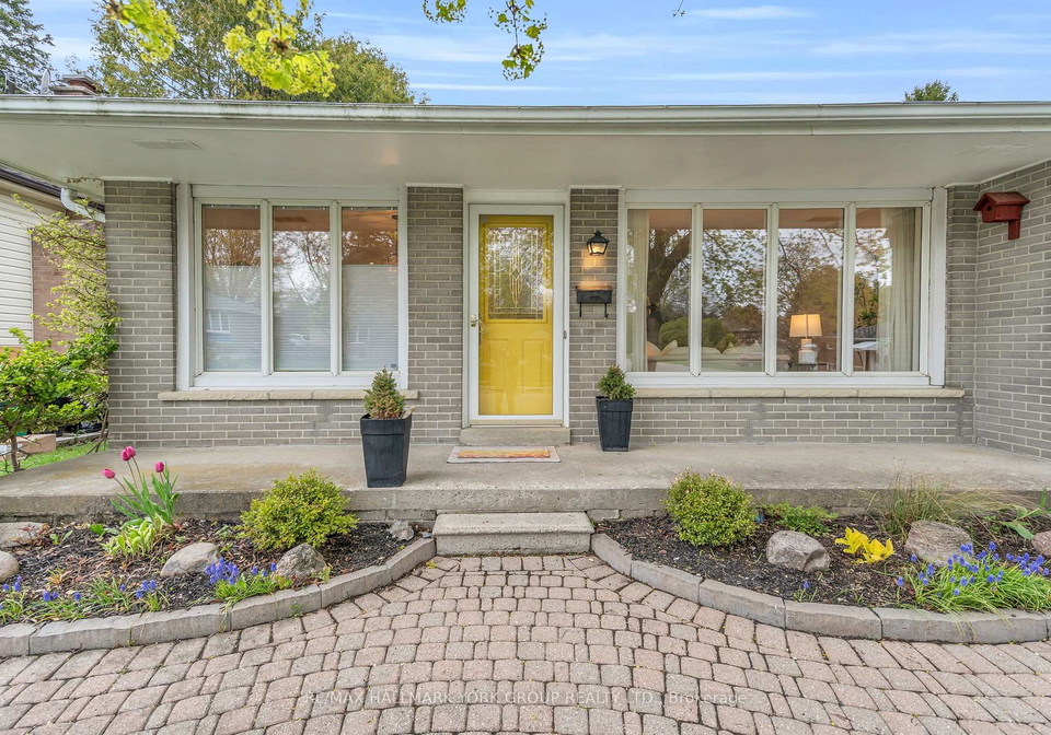 44-kemano-road-aurora-ontario-n13129552
