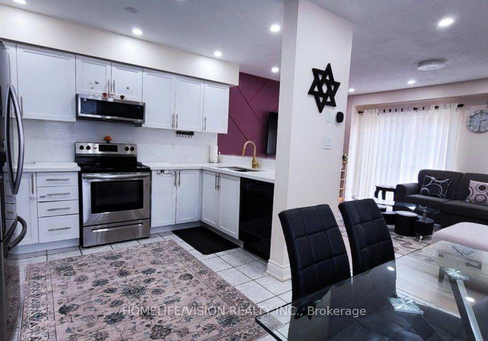 11-christephen-crescent-richmond-hill-ontario-n13129754