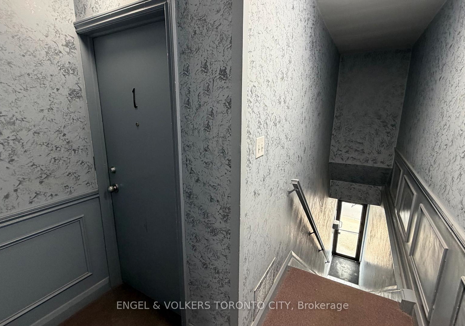 1519yonge-street-aurora-ontario-n13130746