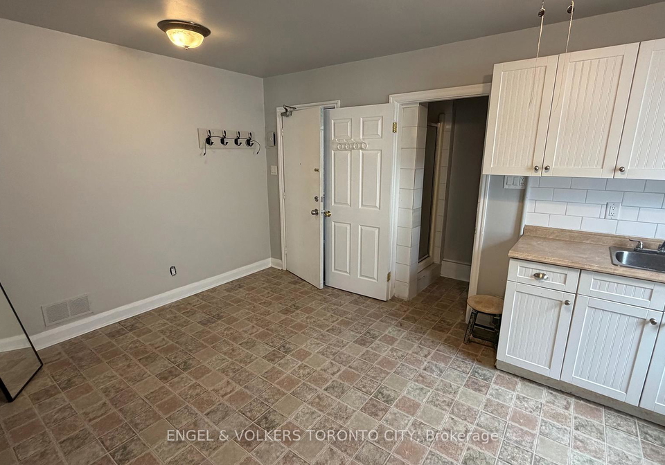 1519yonge-street-aurora-ontario-n13130746