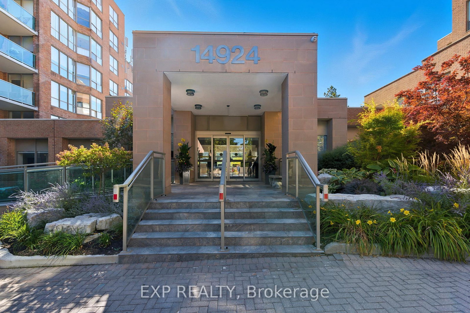 14924-yonge-street-aurora-ontario-n13130754