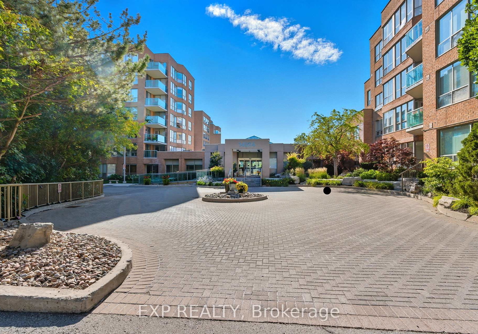14924-yonge-street-aurora-ontario-n13130754