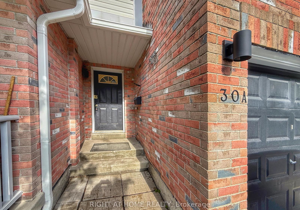 81-northern-heights-drive-richmond-hill-ontario-n13130874