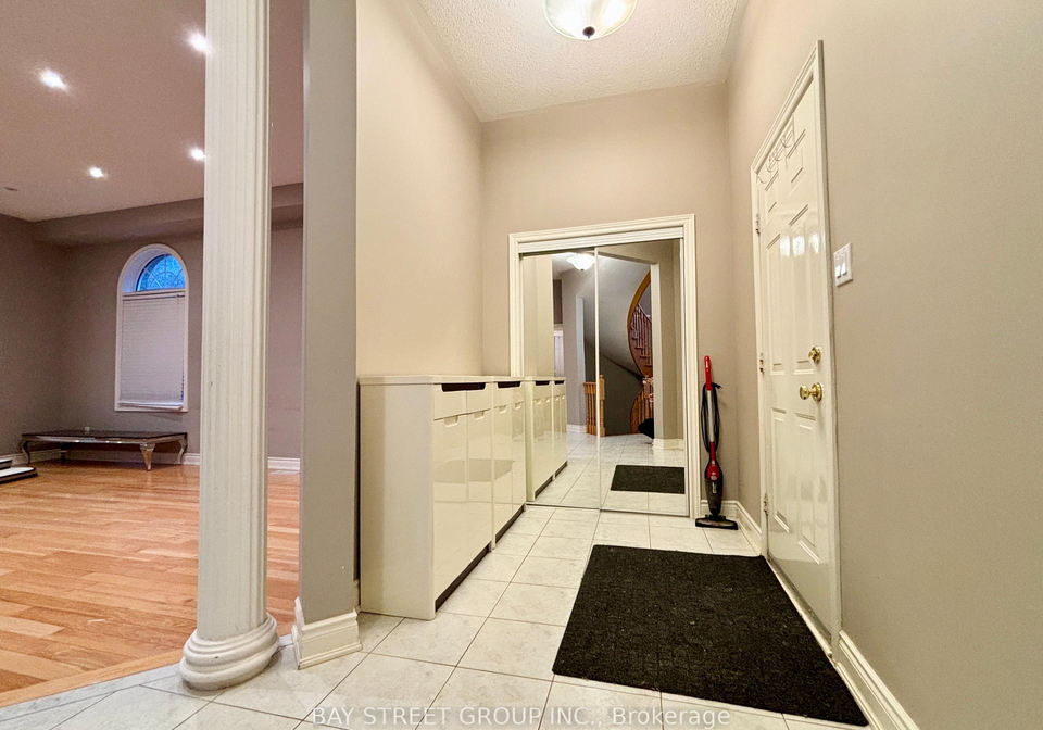 69-princeton-avenue-richmond-hill-ontario-n13131304