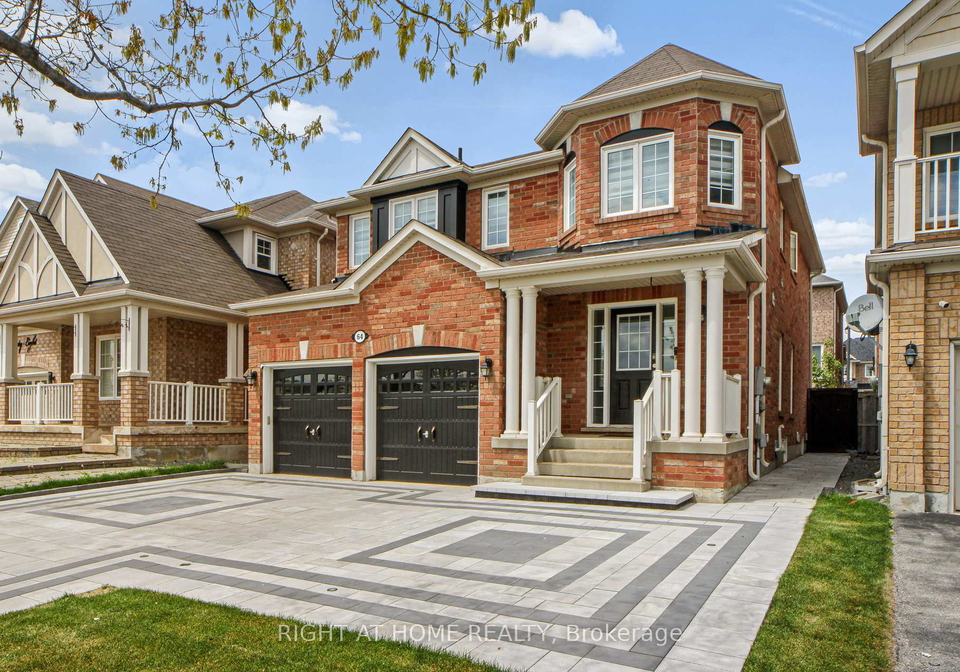 64-williamson-family-hollow-newmarket-ontario-n13131340