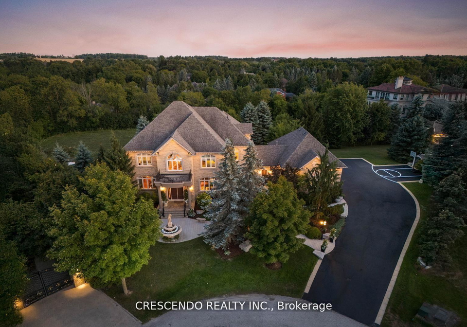2-prince-adam-court-king-ontario-n13131570