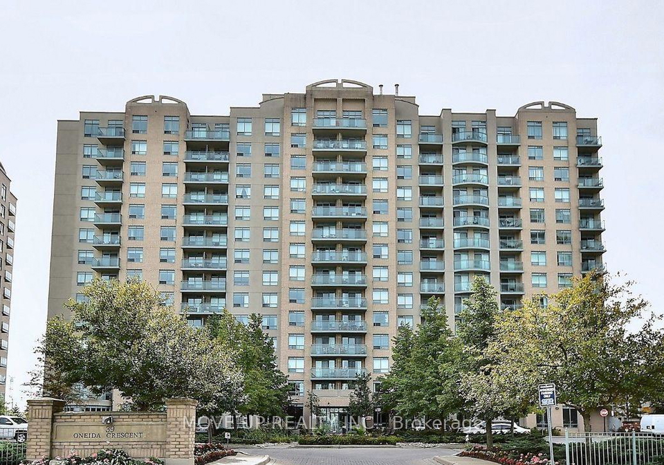 39-oneida-crescent-richmond-hill-ontario-n13131592