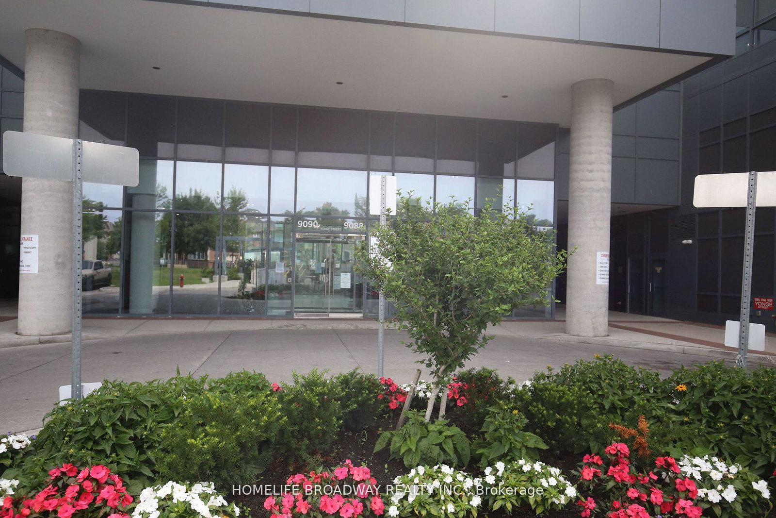 9090-yonge-street-richmond-hill-ontario-n13131662