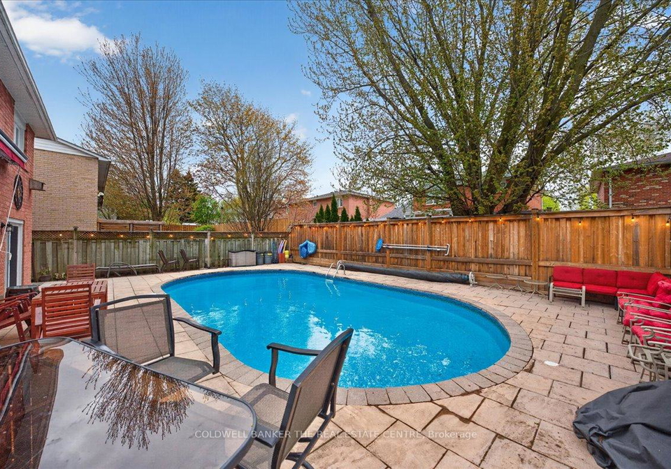 264-manchester-drive-newmarket-ontario-n13131734