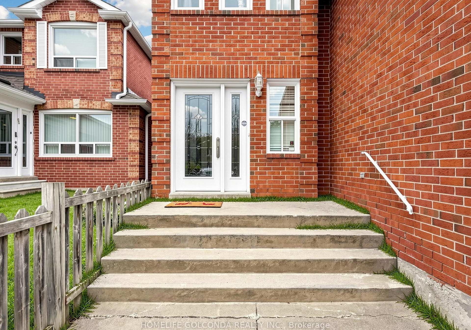 19-thornbury-circle-vaughan-ontario-n13132128