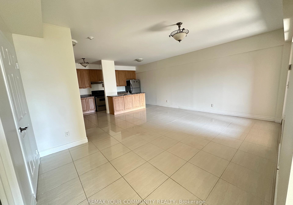 14961-yonge-street-aurora-ontario-n13132216
