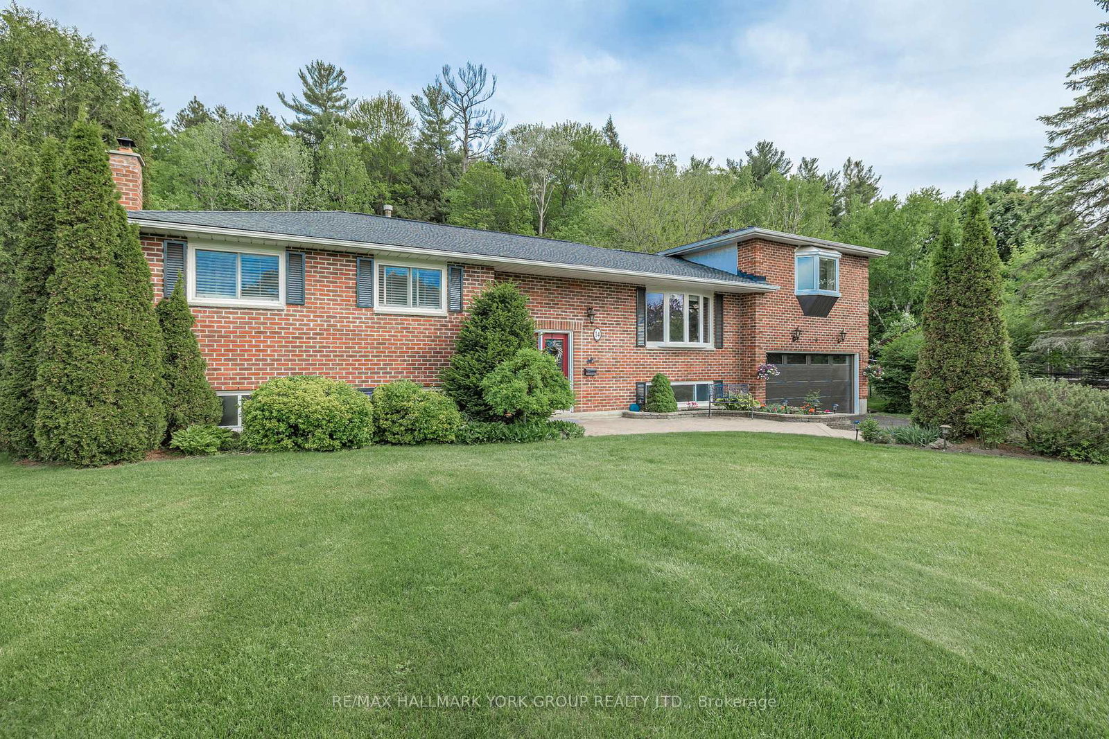 14-anchor-court-east-gwillimbury-ontario-n13133086
