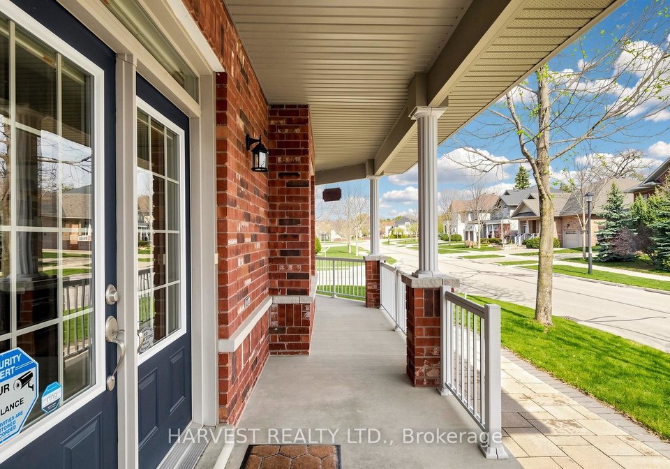 1112-quaker-trail-newmarket-ontario-n13133130