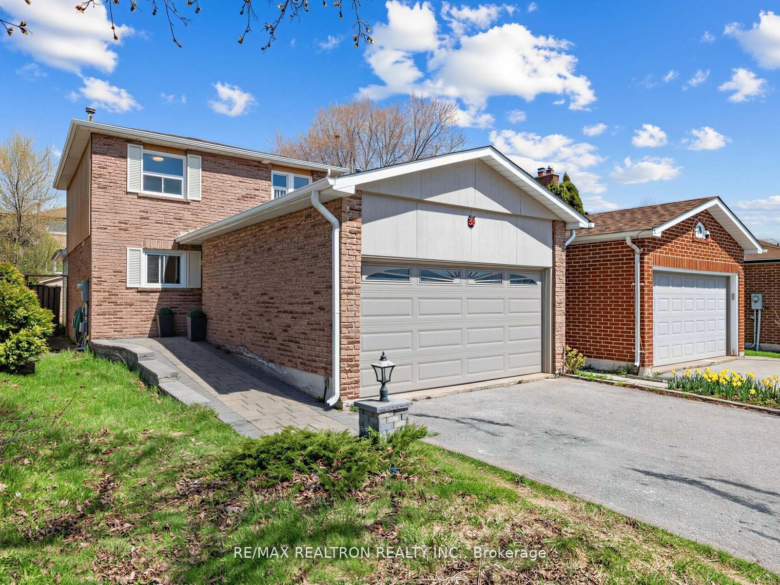 38-gray-crescent-richmond-hill-ontario-n13133490