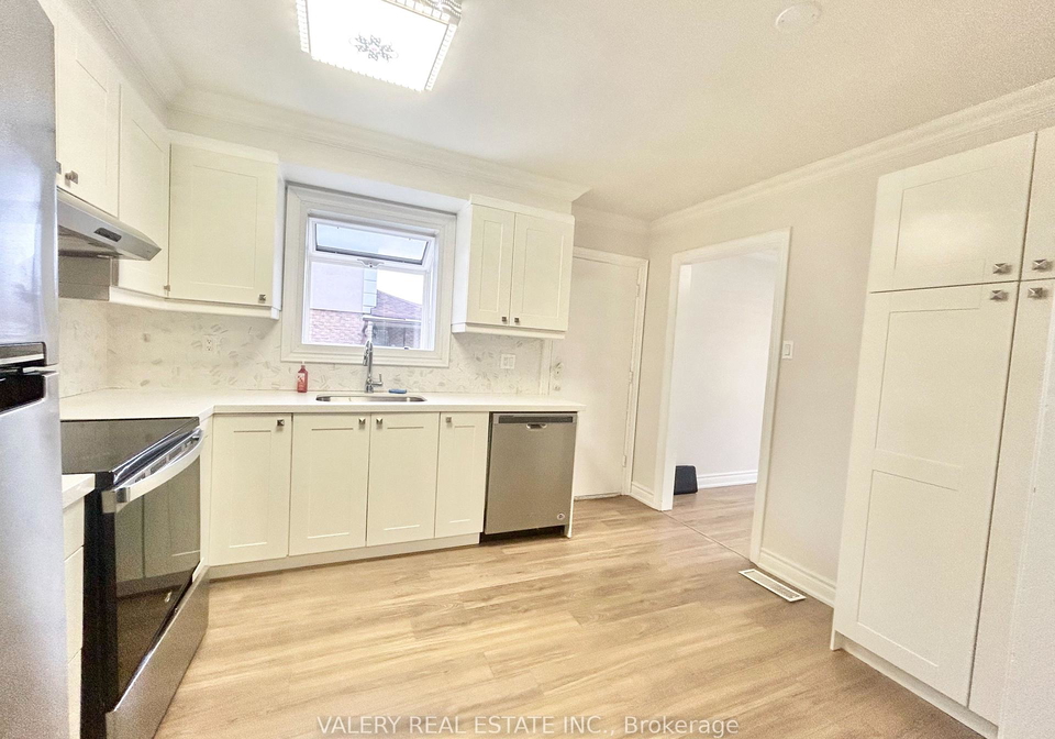 69-maplegrove-avenue-bradford-west-gwillimbury-ontario-n13134266