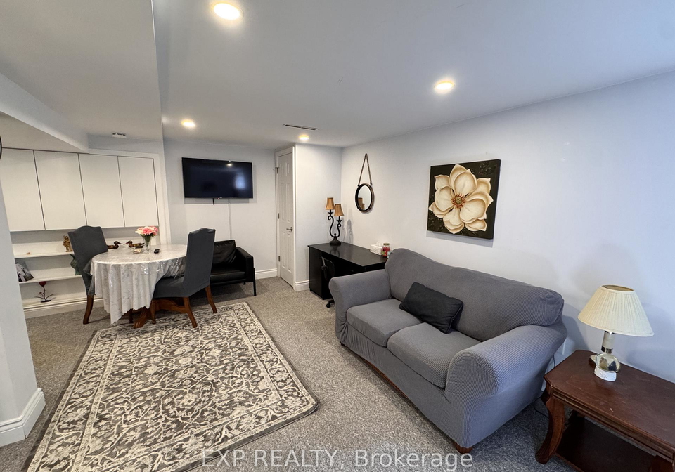 16-haida-drive-aurora-ontario-n13134424
