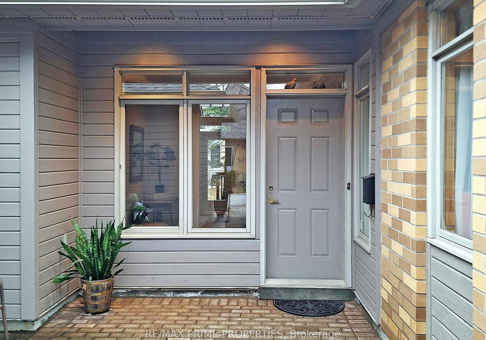 4-colleen-bay-way-markham-ontario-n13134858