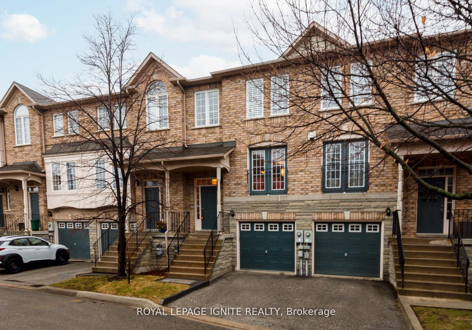 19-foxchase-avenue-vaughan-ontario-n13135240