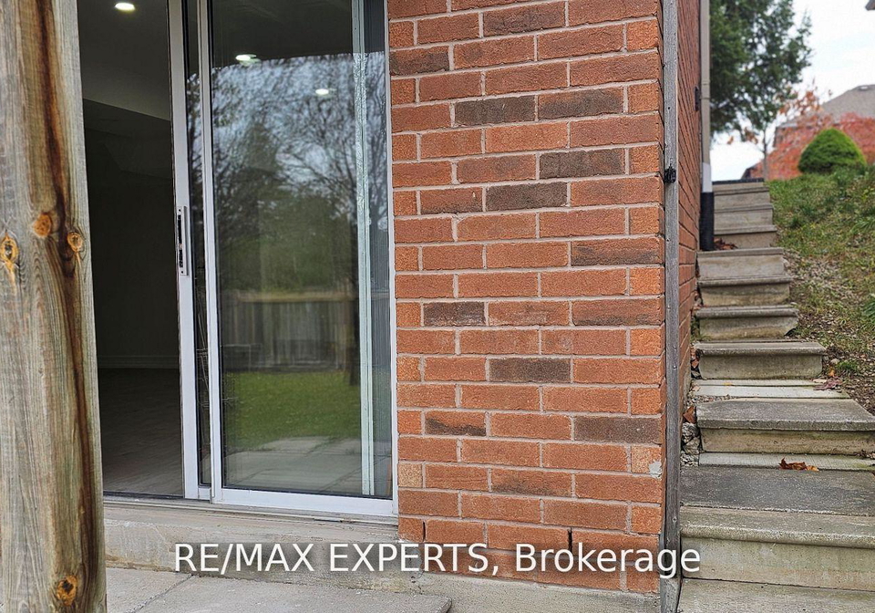 221-matthew-drive-vaughan-ontario-n13135470