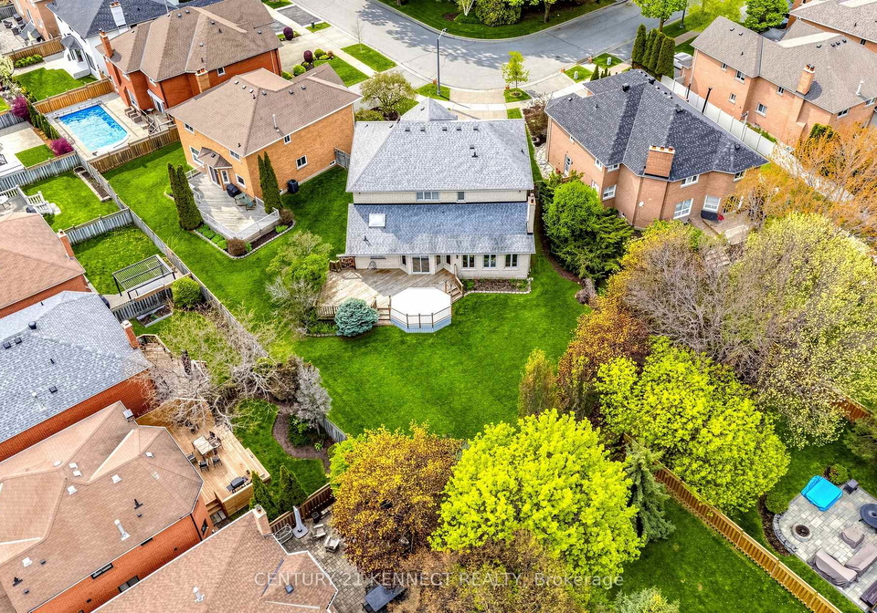 53-grenadier-crescent-vaughan-ontario-n13135850