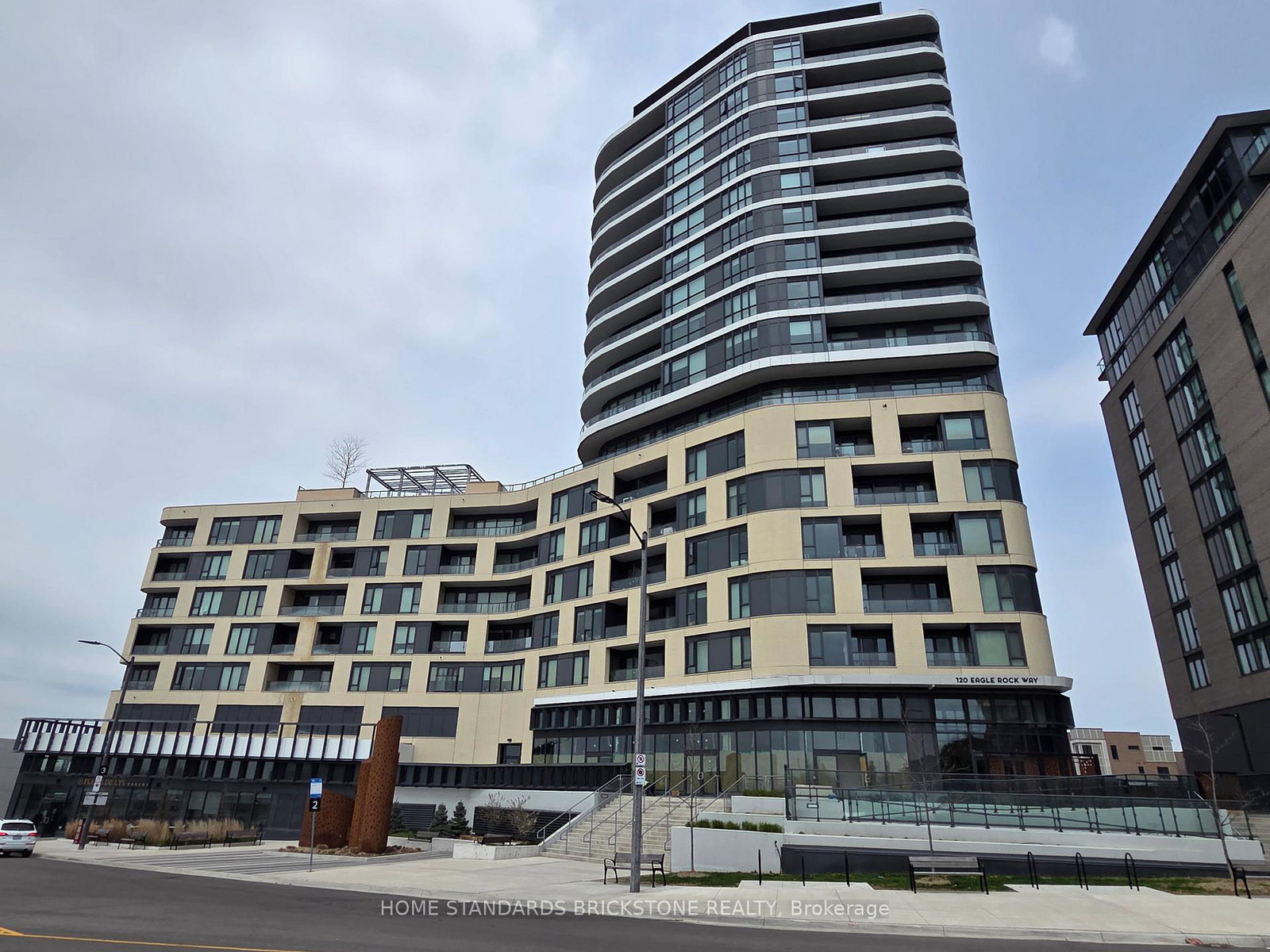 120-eagle-rock-way-vaughan-ontario-n13135996