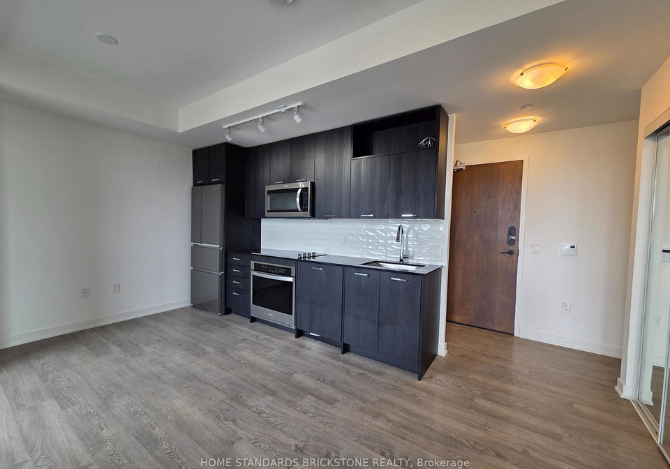 120-eagle-rock-way-vaughan-ontario-n13135996