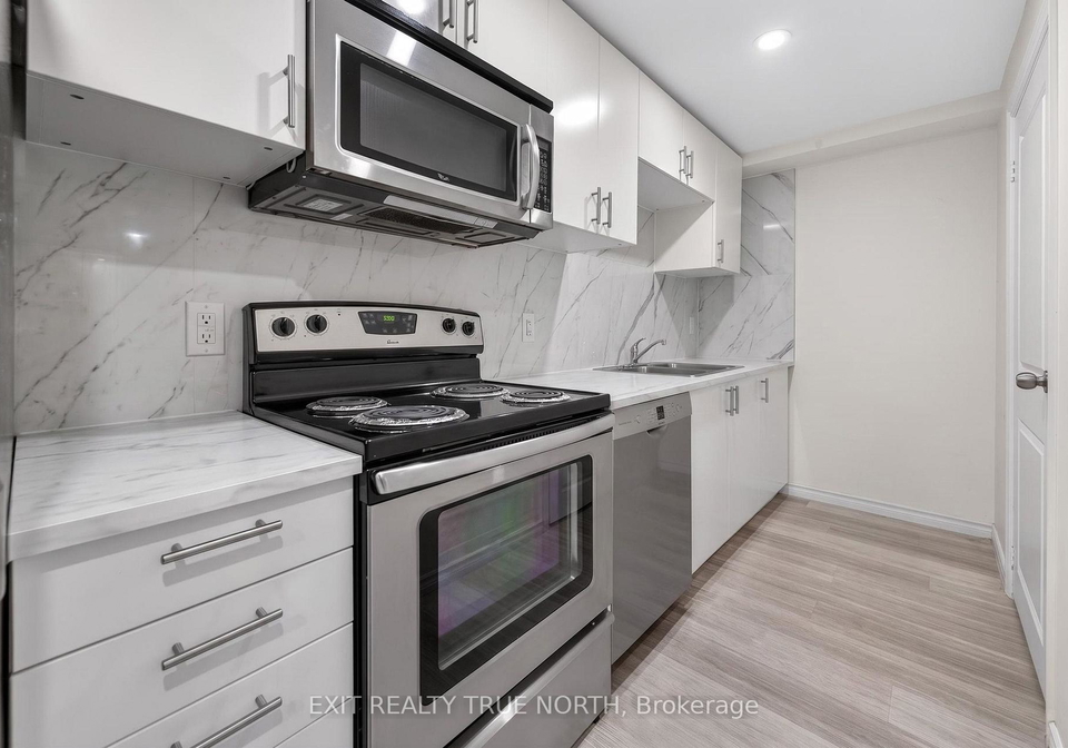 92-aberdeen-avenue-vaughan-ontario-n13136086