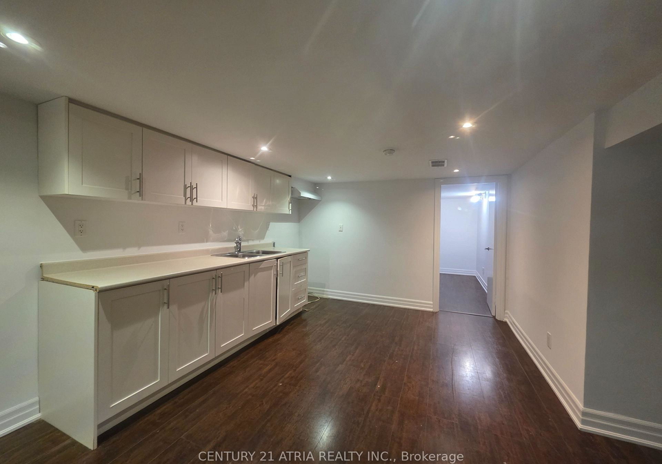 18-grandview-avenue-markham-ontario-n13136394