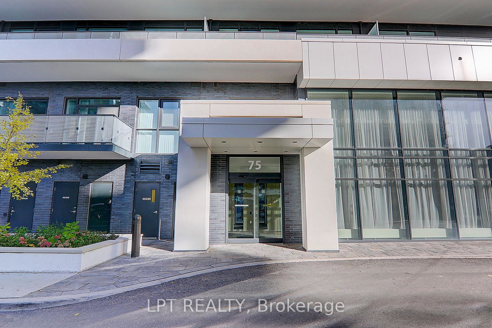 75-oneida-crescent-richmond-hill-ontario-n13136648
