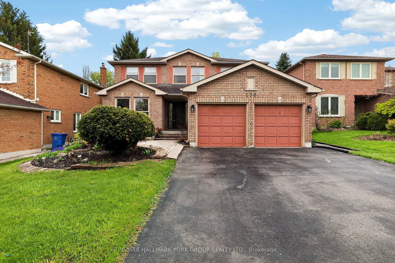 136-nelson-circle-newmarket-ontario-n13136672