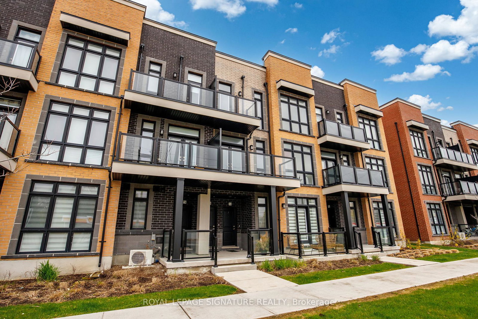12860-yonge-street-richmond-hill-ontario-n13136890
