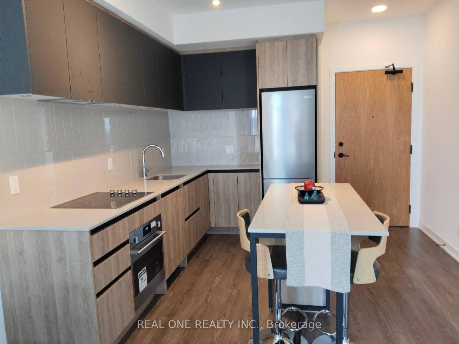 7950-bathurst-street-vaughan-ontario-n13136982