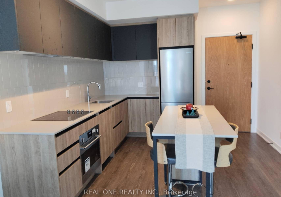 7950-bathurst-street-vaughan-ontario-n13136982