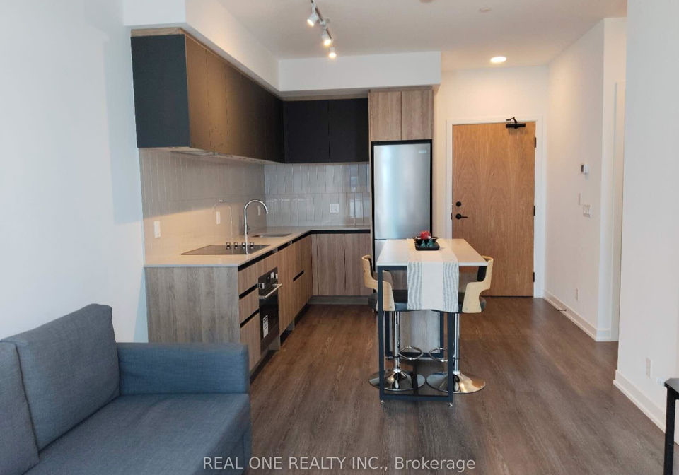 7950-bathurst-street-vaughan-ontario-n13136982