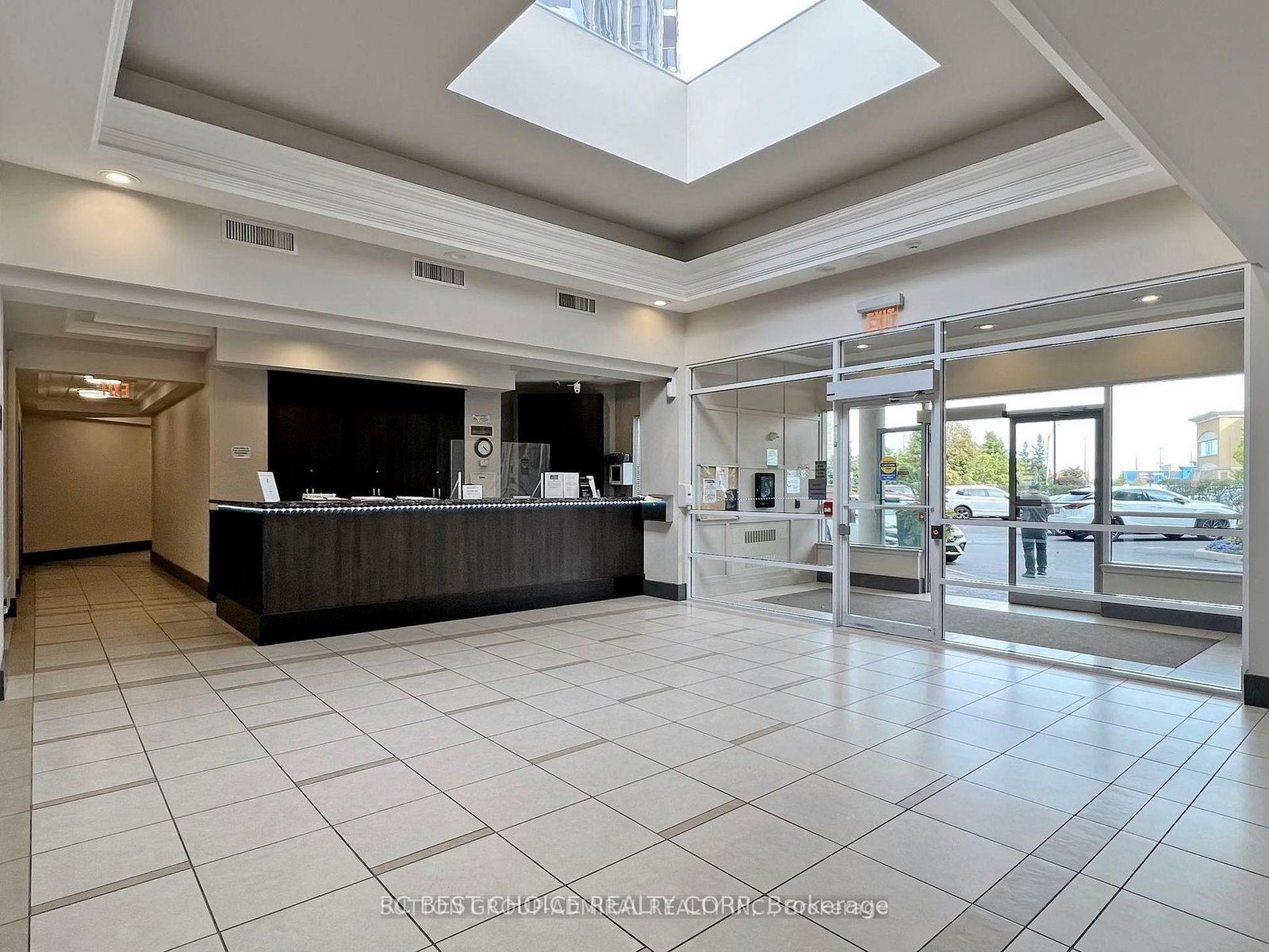 50-disera-drive-vaughan-ontario-n13137444
