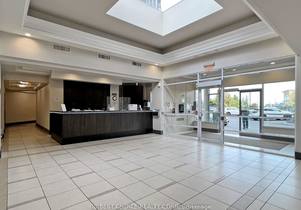 50-disera-drive-vaughan-ontario-n13137444